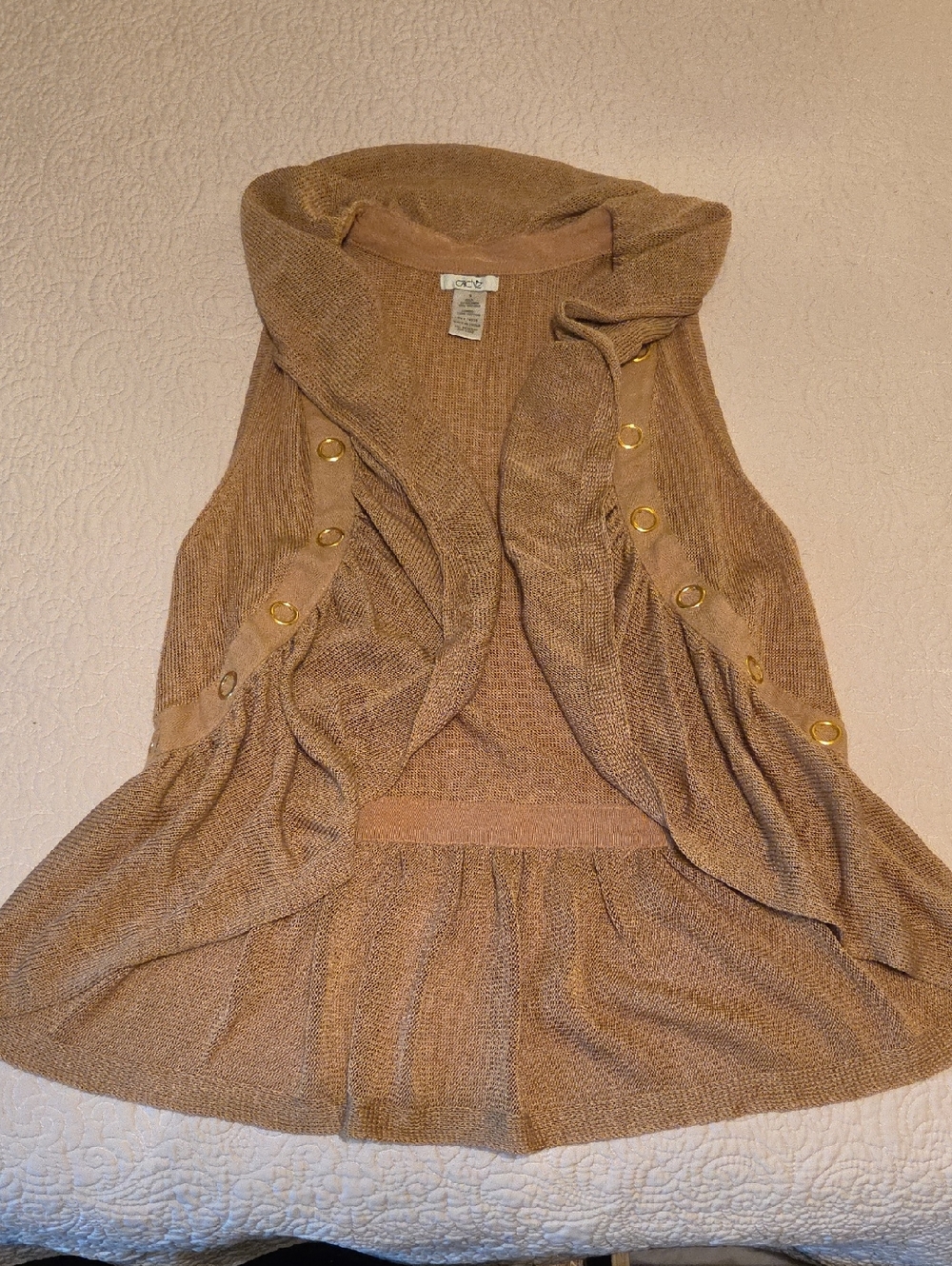 Sleeveless Knit Vest in Tan